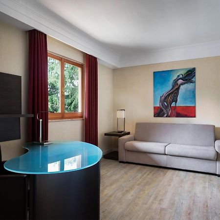 Courtyard By Marriott Rome Central Park Exteriör bild