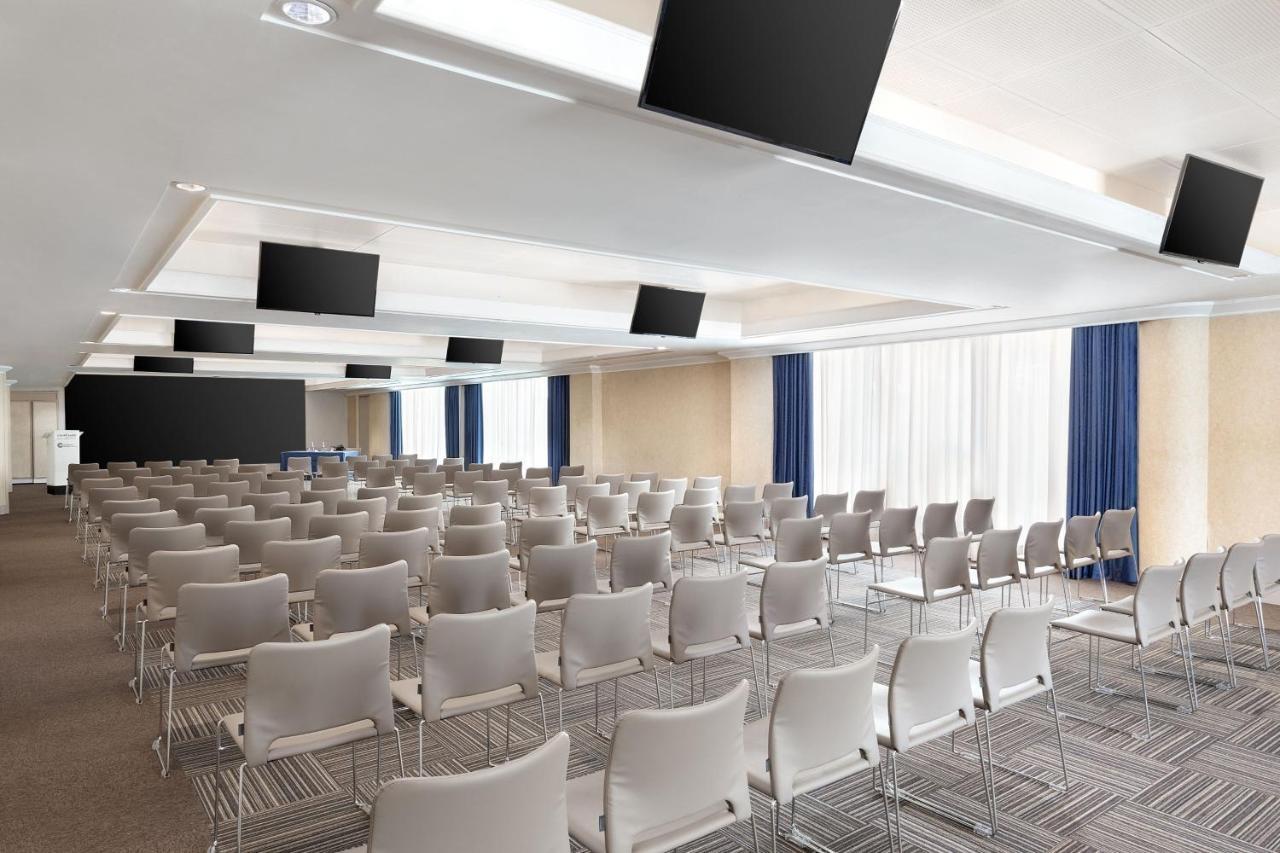Courtyard By Marriott Rome Central Park Exteriör bild