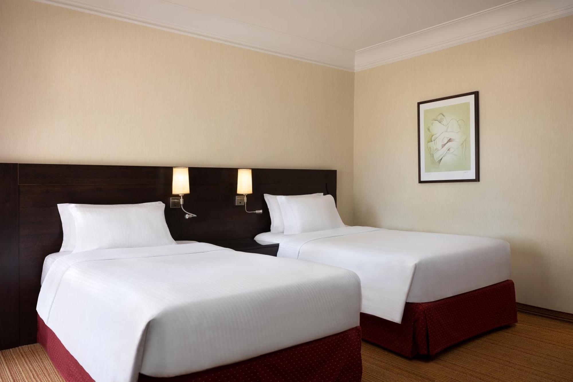 Courtyard By Marriott Rome Central Park Exteriör bild