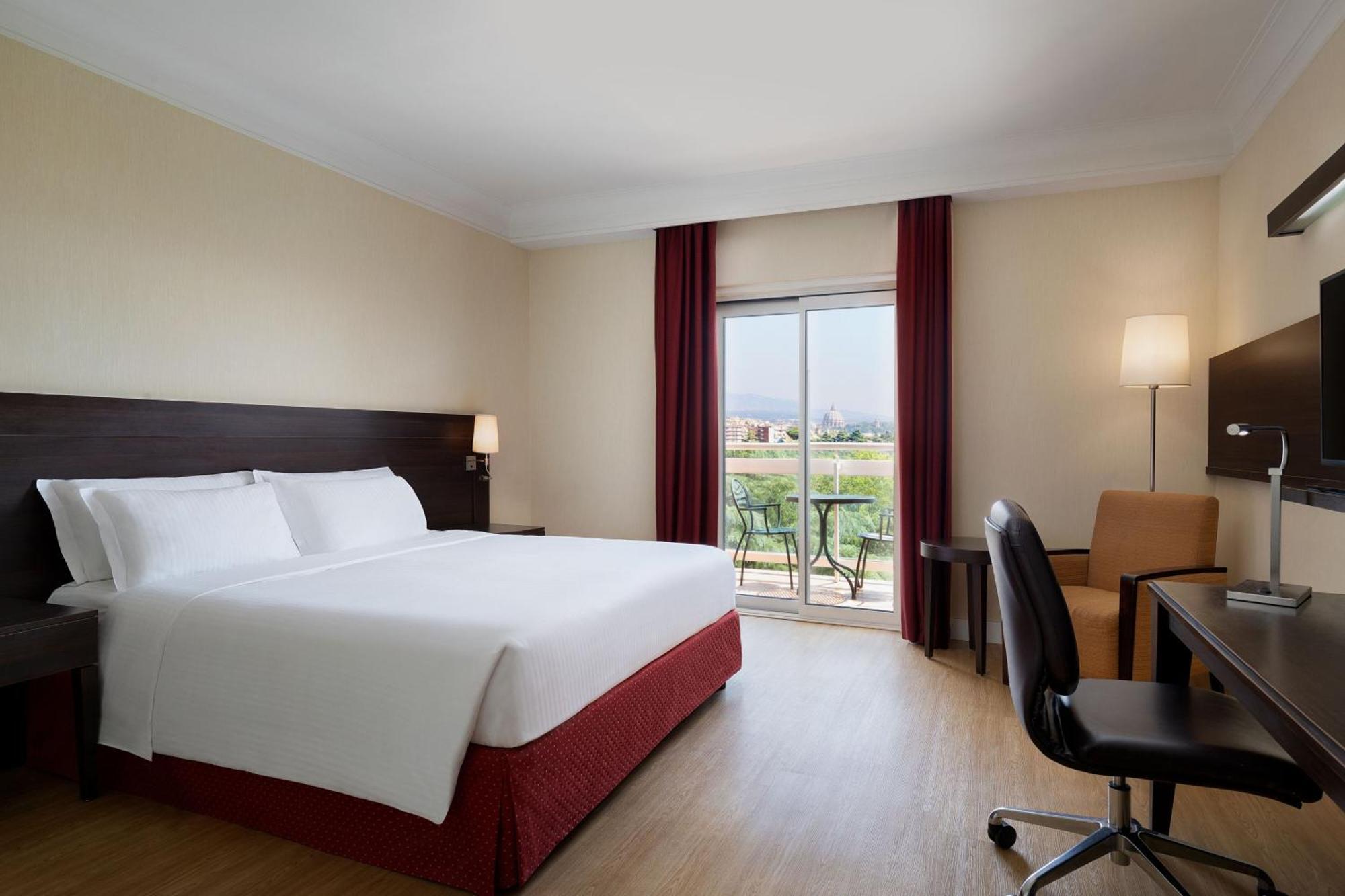 Courtyard By Marriott Rome Central Park Exteriör bild